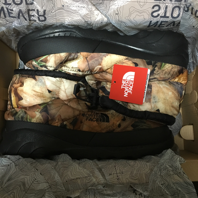 Supreme(シュプリーム)のSupreme The North Face Nuptse Bootie メンズの靴/シューズ(その他)の商品写真