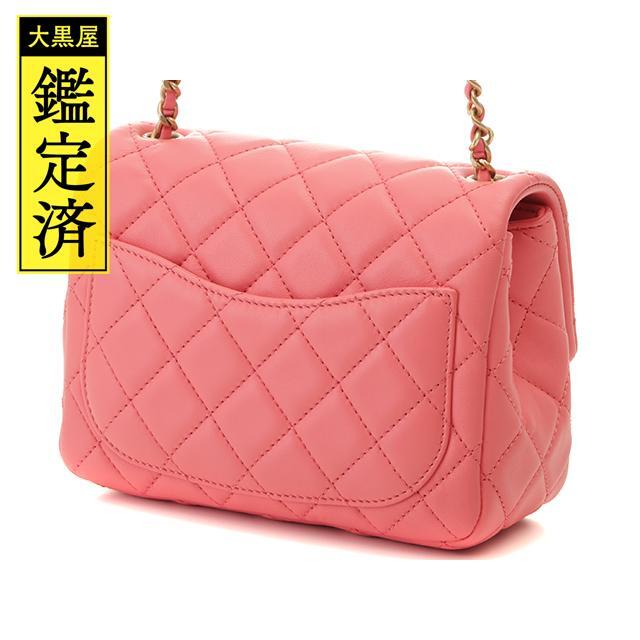 CHANEL(シャネル)のシャネル　ミニマトラッセ  ピンク/燻しゴールド金具 ラムスキン【472】KS レディースのバッグ(ショルダーバッグ)の商品写真