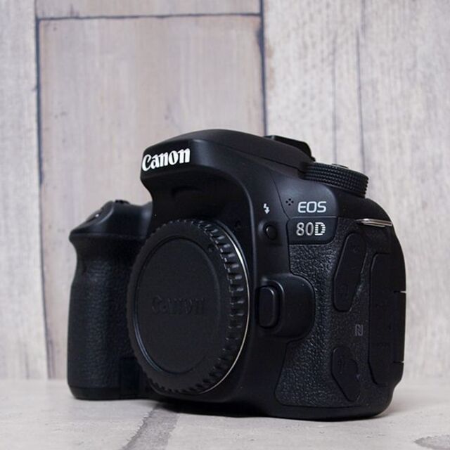 Canon◇キャノン EOS 80Dボディ◇SIGMA ZOOM 18-50mm
