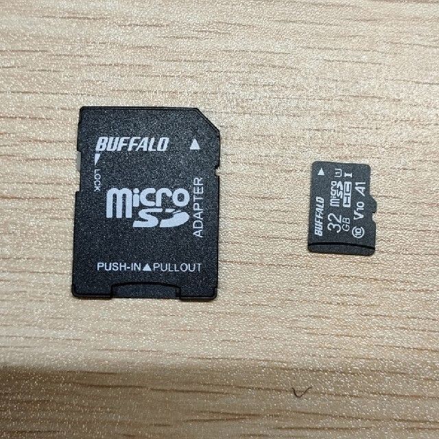 Buffalo(バッファロー)のmicroSD 32GB 100MB/s UHS-1 U1 バッファロー スマホ/家電/カメラのPC/タブレット(PC周辺機器)の商品写真