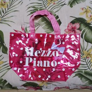 メゾピアノ(mezzo piano)のメゾピアノ ビニールバック  プールなどに♪(トートバッグ)