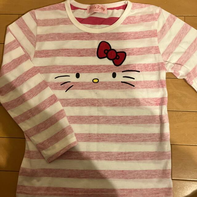 ハローキティ(ハローキティ)のハローキティ　130センチ　ロンT キッズ/ベビー/マタニティのキッズ服女の子用(90cm~)(Tシャツ/カットソー)の商品写真