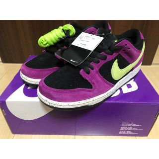 ナイキ(NIKE)のNIKE SB DUNK LOW "RED PLUM"(スニーカー)