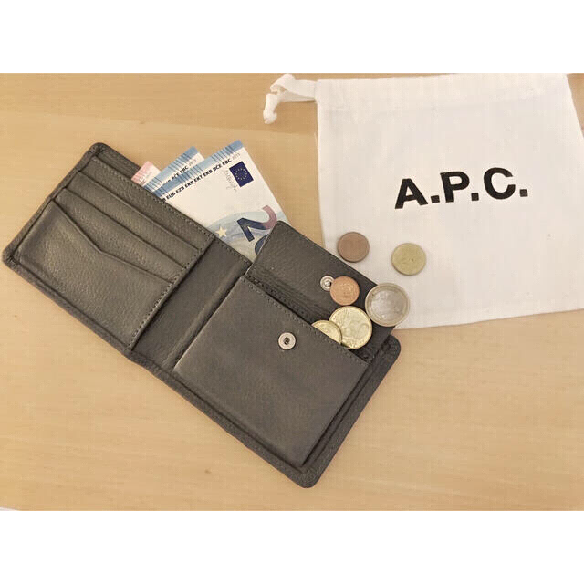 A.P.C - A.P.C. 二つ折り財布 ミニウォレットの通販 by meru