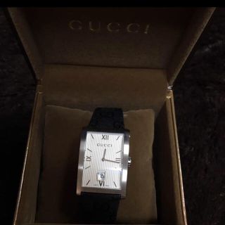 グッチ(GUCCI)の最終お値下げ！【新品・未使用】GUCCI メンズ腕時計 動作確認済み(腕時計(アナログ))