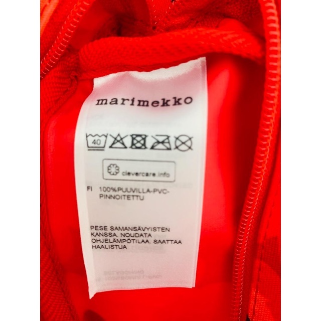 marimekko(マリメッコ)の【未使用】marimekko -コスメポーチ- レディースのファッション小物(ポーチ)の商品写真