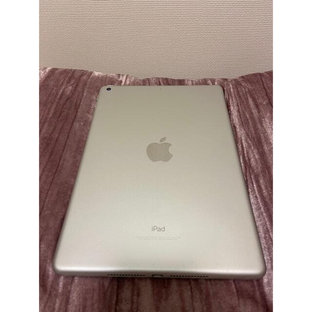 ☆再値下げ　Apple iPad　9.7インチWi−Fiモデル128Gシルバー