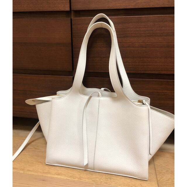 CELINE  セリーヌ　トリフォルド　レザー　トート　ハンド　バッグ　ブラック