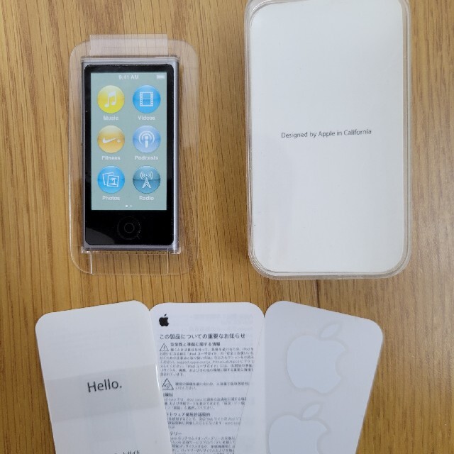 iPod(アイポッド)のiPod nano 第7世代 16GB グレー スマホ/家電/カメラのオーディオ機器(ポータブルプレーヤー)の商品写真