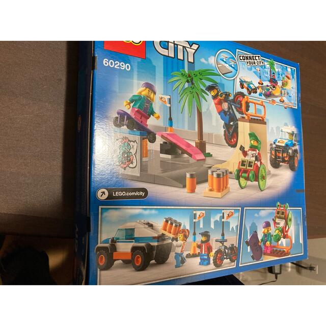Lego(レゴ)のLEGO CITY 60290 キッズ/ベビー/マタニティのおもちゃ(知育玩具)の商品写真