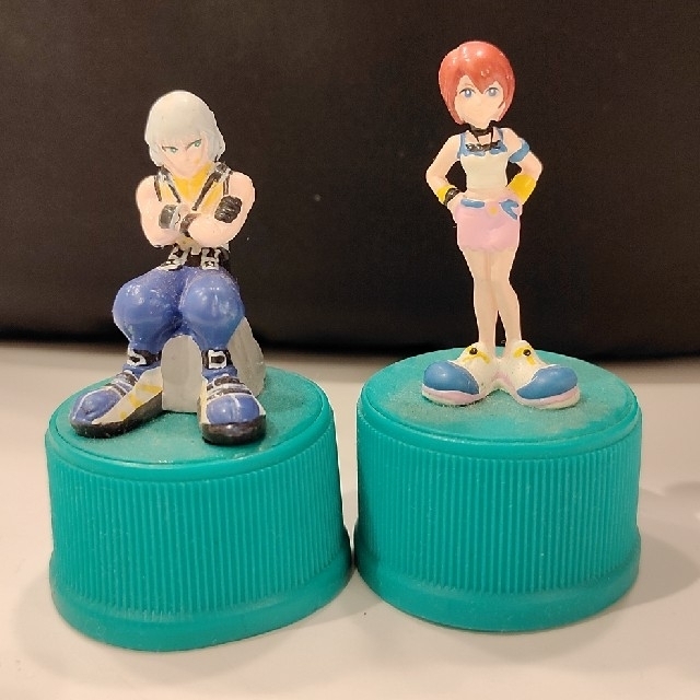 【非売品】キングダムハーツ ペットボトルキャップフィギュア リク カイリ エンタメ/ホビーのフィギュア(ゲームキャラクター)の商品写真