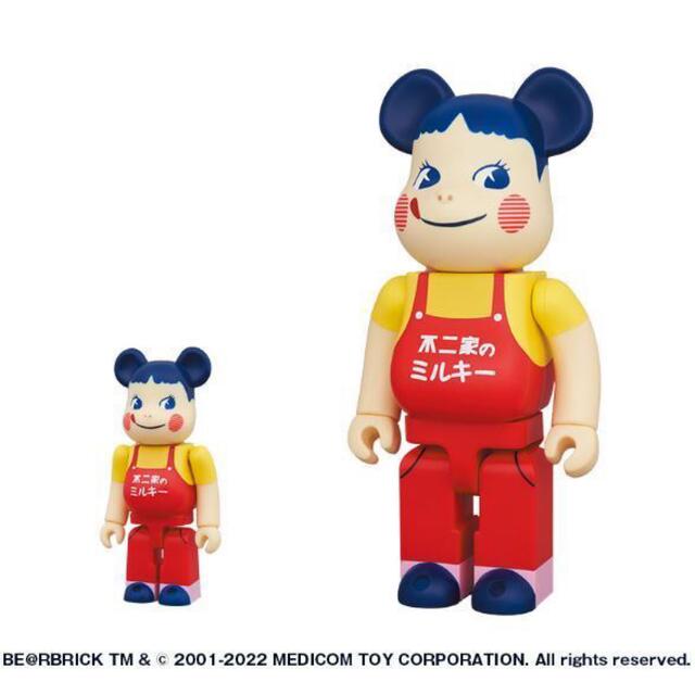 不二家(フジヤ)のBE＠RBRICK ホーロー看板 ペコちゃん 100％ & 400％ ハンドメイドのおもちゃ(フィギュア)の商品写真