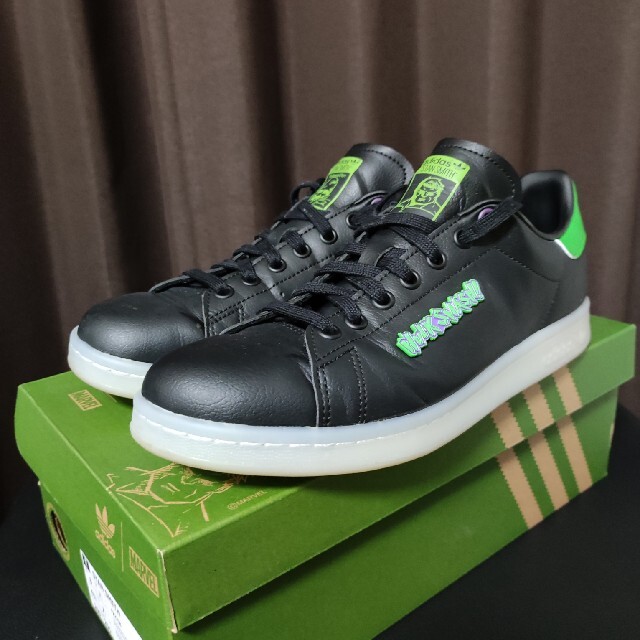 adidas(アディダス)の【美品】STAN SMITH×ハルクコラボ メンズの靴/シューズ(スニーカー)の商品写真