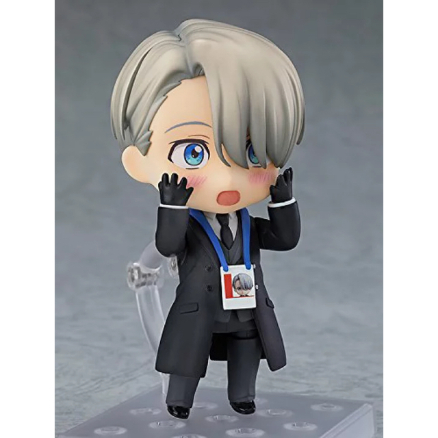 GOOD SMILE COMPANY(グッドスマイルカンパニー)のころまこ様専用　ねんどろユーリ!!! on ICE ヴィクトルコーチVer.  エンタメ/ホビーのフィギュア(アニメ/ゲーム)の商品写真