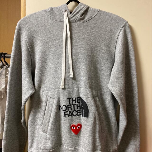 COMME des GARCONS(コムデギャルソン)のCdg Play The North Face X Play Hoodie  レディースのトップス(パーカー)の商品写真