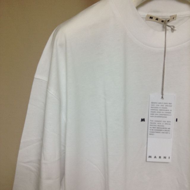 Marni(マルニ)の 新品 46 22ss MARNI ロゴ Tシャツ 定番 ホワイト 白 2855 メンズのトップス(Tシャツ/カットソー(半袖/袖なし))の商品写真