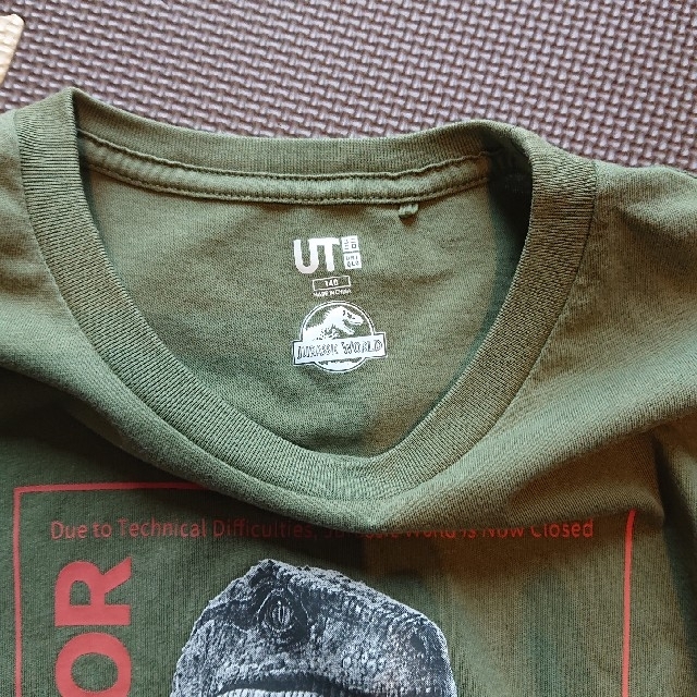 UNIQLO(ユニクロ)のUNIQLO Tシャツ 140㎝ ブルーラプトル キッズ/ベビー/マタニティのキッズ服男の子用(90cm~)(Tシャツ/カットソー)の商品写真