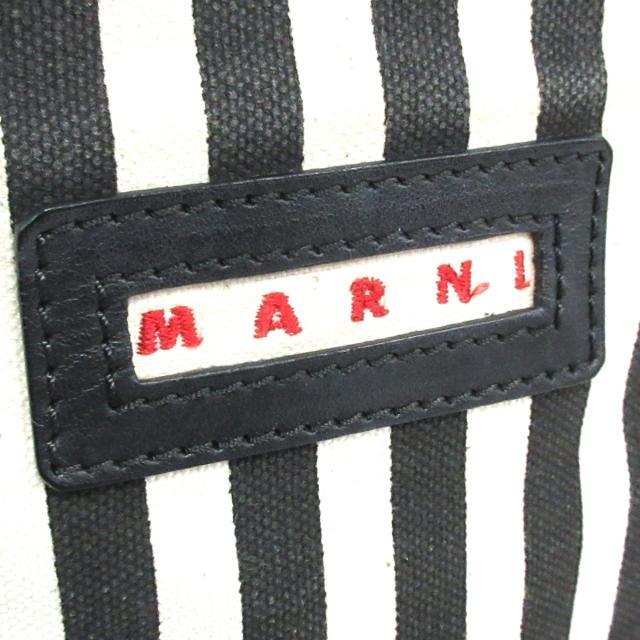 Marni(マルニ)のマルニ ハンドバッグ - 白×ネイビー レディースのバッグ(ハンドバッグ)の商品写真
