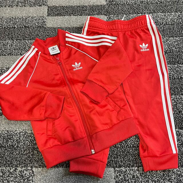 adidas(アディダス)のキッズ　アディダス　セットアップ キッズ/ベビー/マタニティのキッズ服男の子用(90cm~)(Tシャツ/カットソー)の商品写真