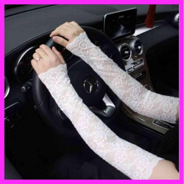  ホワイトレース　アームカバー　UVカット　紫外線　紫外線カット　日焼け防止　白 レディースのファッション小物(手袋)の商品写真
