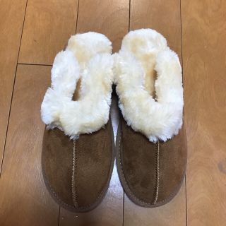 ダブルクローゼット(w closet)のw closet ノベルティ ムートンシューズ(サンダル)