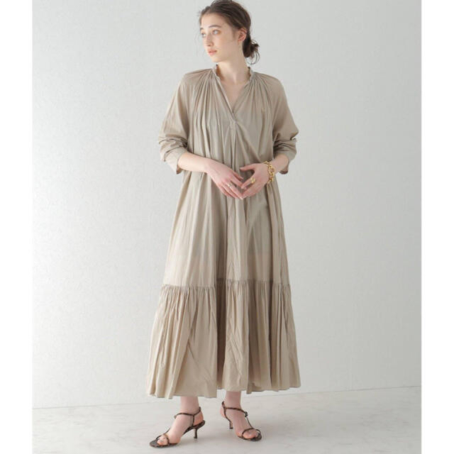 Her lip to Floral Cut-Out Long Dress Her lip to Floral Cut-Out Long Dress