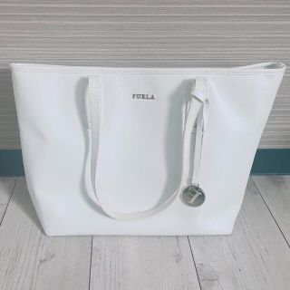 フルラ(Furla)のFURLA トートバッグ ホワイト(トートバッグ)