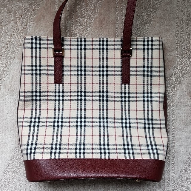 BURBERRY(バーバリー)の【予約】タッカン様  BURBERRY トートバッグ レディースのバッグ(トートバッグ)の商品写真