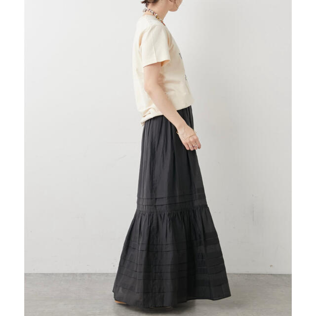 Omekashi(オメカシ)の【売りきり希望】omekashi(オメカシ) タックティアードスカート ブラック レディースのスカート(ロングスカート)の商品写真