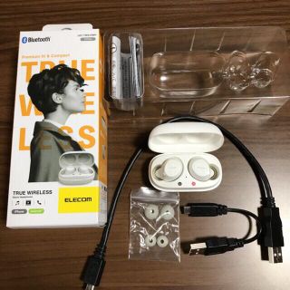 エレコム(ELECOM)のエレコム　イヤホン　ブルートゥース　LBT-TWS10WH(ヘッドフォン/イヤフォン)