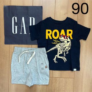 ベビーギャップ(babyGAP)の新品★baby gap半袖Tシャツ＆パンツセット90  夏　男の子　保育園　恐竜(Tシャツ/カットソー)