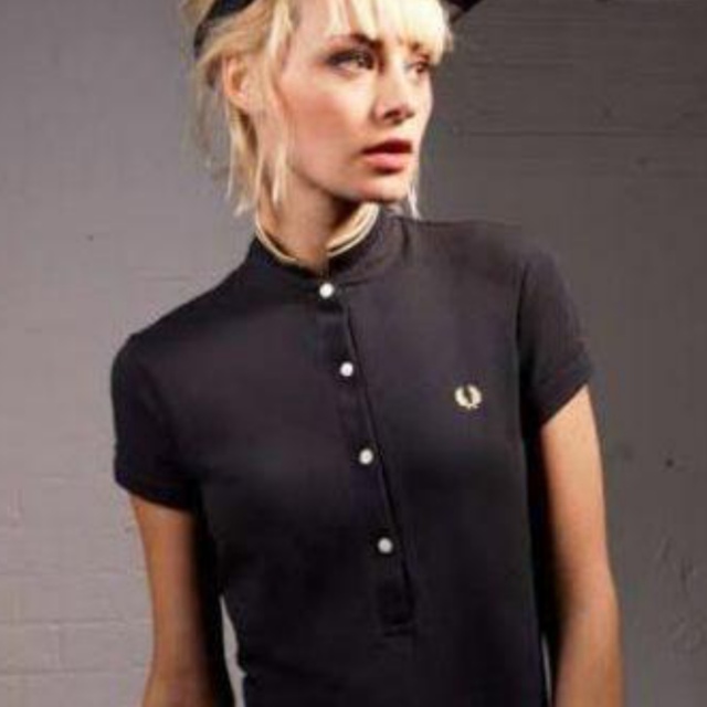 FRED PERRY(フレッドペリー)のフレッドペリー　ポロシャツ　S レディースのトップス(ポロシャツ)の商品写真