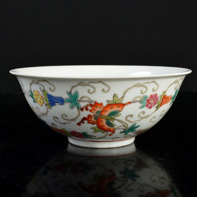 エンタメ/ホビー中国　江西景徳鎮　粉彩　花蝶文碗　M　R4459