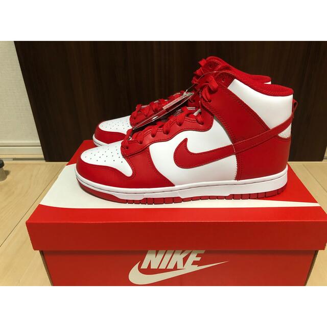 NIKE(ナイキ)のNike Dunk High"Championship White & Red" メンズの靴/シューズ(スニーカー)の商品写真