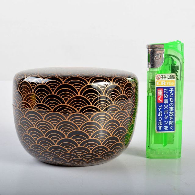 茶道具 坂下雄峰作 青梅波蒔絵 平棗 共箱 M R4484の通販 by 茶道具 坂下雄峰作 青梅波蒔絵 平棗 共箱 M R4484の通販 by
