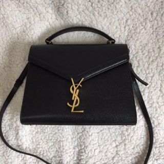 イブサンローラン(Yves Saint Laurent Beaute) 長財布 ショルダー