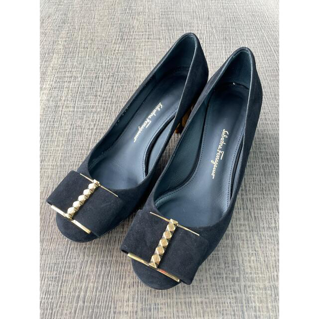 Salvatore Ferragamo - 即発送可能!新生活応援セール《ハワイで購入》袋付き♪フェラガモのパンプス