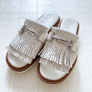 TOD専用★ Tod's タッセルフラットサンダル ダブルT 22.5cm