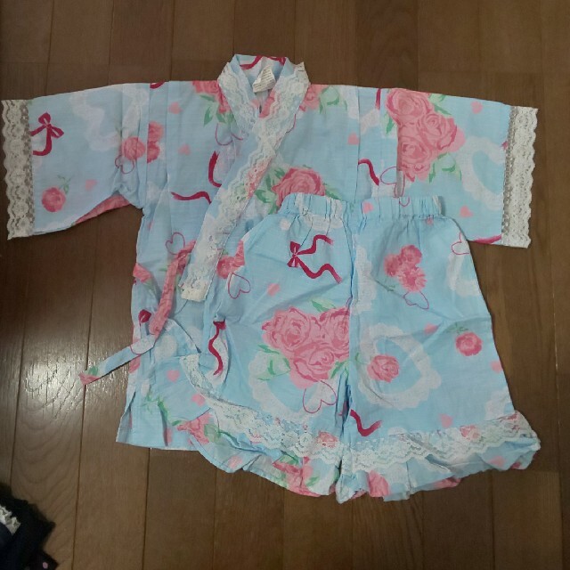 女の子　甚平100cm キッズ/ベビー/マタニティのキッズ服女の子用(90cm~)(甚平/浴衣)の商品写真