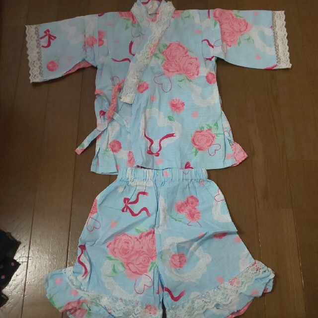 女の子　甚平100cm キッズ/ベビー/マタニティのキッズ服女の子用(90cm~)(甚平/浴衣)の商品写真