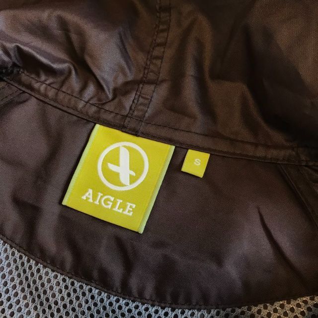 AIGLE(エーグル)のAIGLE エーグル ナイロン ステンカラーコート & ハット S 雨具 登山 レディースのジャケット/アウター(ロングコート)の商品写真