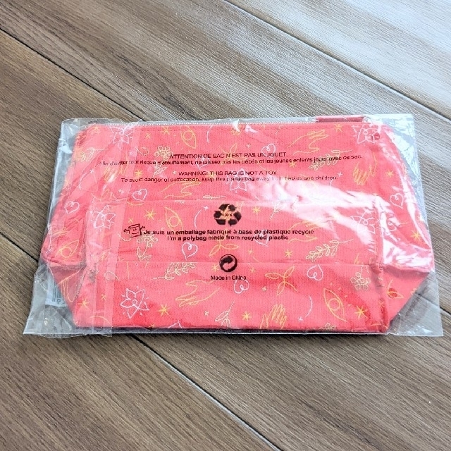 L'OCCITANE(ロクシタン)のロクシタン　新品未使用✨　かごバッグ＆ポーチ　セット　送料込み❣️ レディースのバッグ(かごバッグ/ストローバッグ)の商品写真