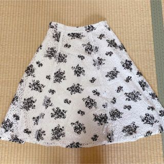 トッコ(tocco)の【値下げ】ミッシュマッシュ 花柄レーススカート(ひざ丈スカート)