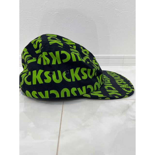 Supreme(シュプリーム)のsupreme Suck Camp Cap メンズの帽子(キャップ)の商品写真