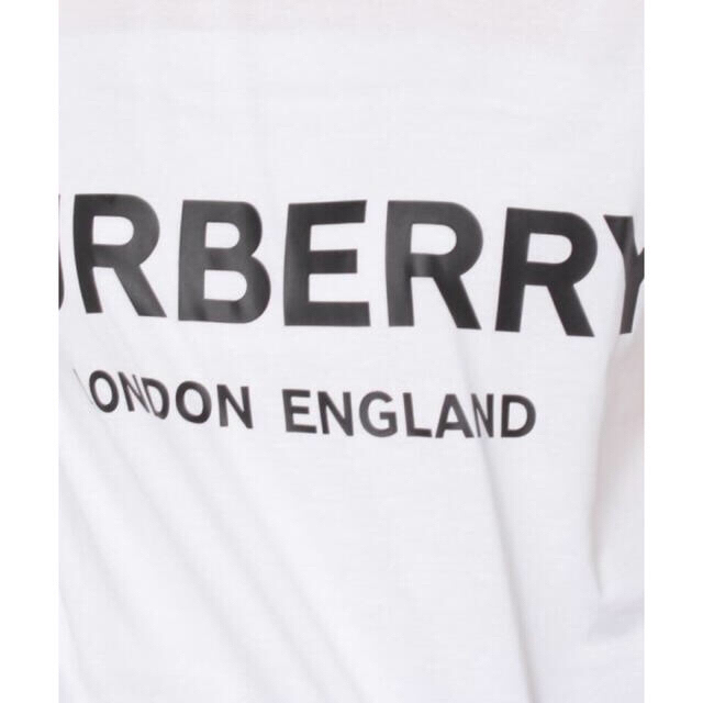 BURBERRY(バーバリー)のバーバリー　Tシャツ　BTSテテ着用　新品未使用タグ付き レディースのトップス(Tシャツ(半袖/袖なし))の商品写真