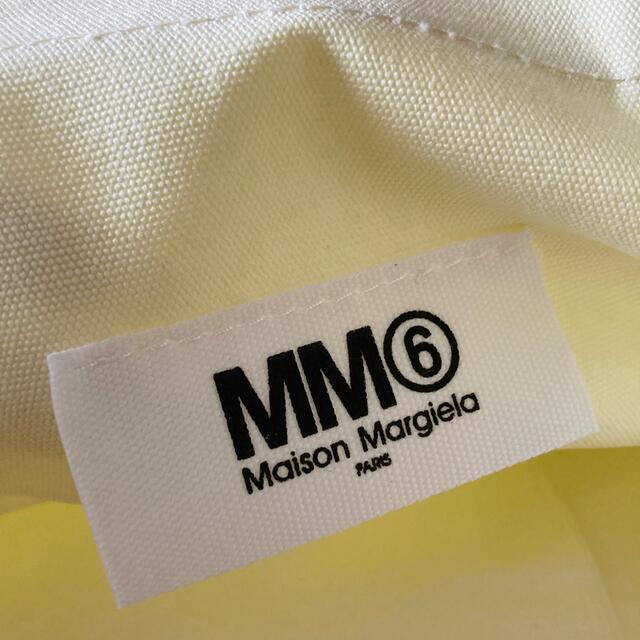 MM6(エムエムシックス)の値下げ　MM6 ベルリン　ポケット　キャンバスバッグ レディースのバッグ(トートバッグ)の商品写真