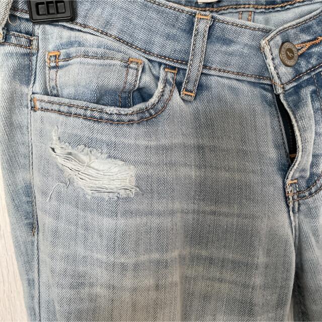 Hollister(ホリスター)のホリスター　ダメージジーンズ レディースのパンツ(デニム/ジーンズ)の商品写真