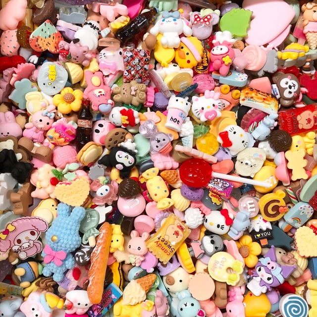 デコパーツ まとめ売り 大量 ◎約1700個・3kg以上-