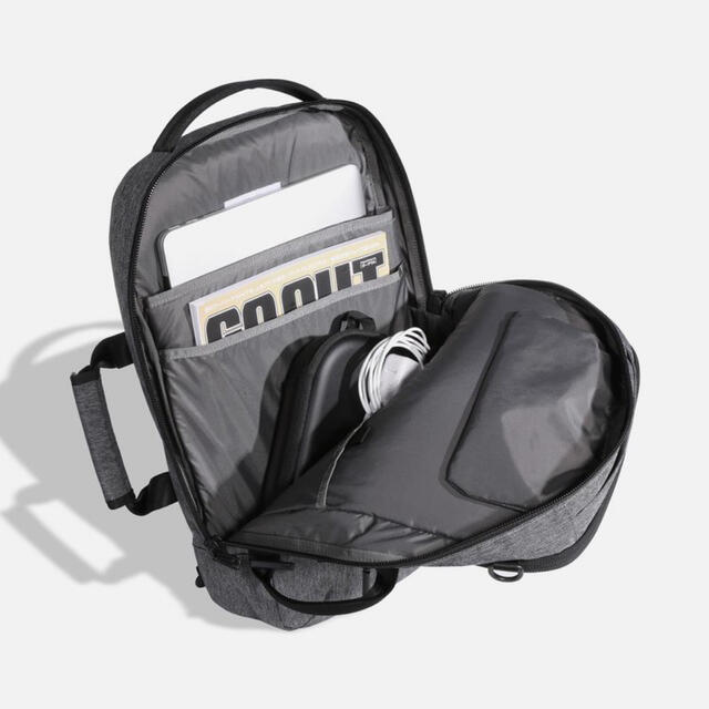 AER(エアー)のAer エアー Flight Pack 2 Gray グレー 3way メンズのバッグ(バッグパック/リュック)の商品写真