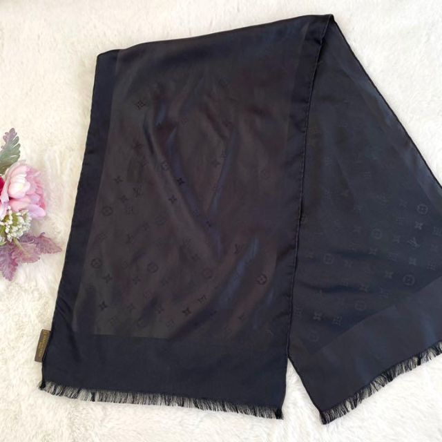 ✨美品✨【LOUIS VUITTON】ルイヴィトン スカーフ シルク100% ✨美品✨【LOUIS VUITTON】ルイヴィトン スカーフ シルク100%